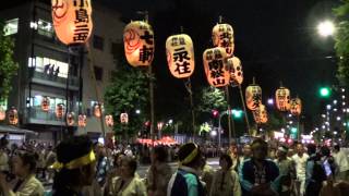 鳥越祭2013　高張提灯の行列