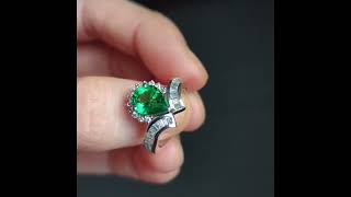 Gem Gardener: Platinum Vintage Tsavorite Ring Swivel