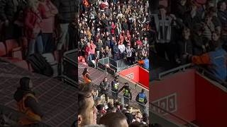 Sad Newcastle fan taunts Sunderland fans as Southampton score opening goal #sunderland #southampton