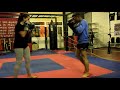 aprender a lanzar patadas desde 0 en muay thai o kickboxing