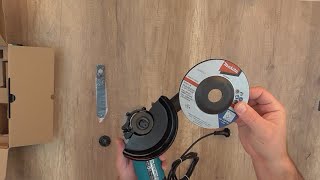 UNBOXING and Installing cutting disc on Makita GA4530 Slim Angle Grinder - Bob The Tool Man