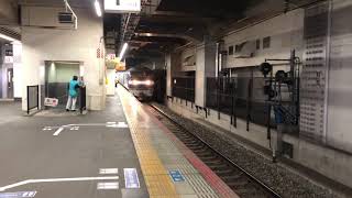 【岡山駅遠征】貨物列車は、桃太郎に牽引され、岡山駅を通過しました。Freight train towed by Momotaro.