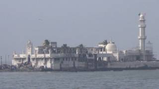 Haji Ali Mosque and Dargah (tomb) in Arabian Sea - South Mumbai