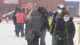 Illinoisans balk at long lines, dual trips at Secretary of State facilities