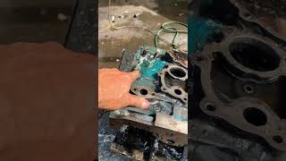 Como funciona el sistema de lubricación o precion de aceite en un motor. #Shorts #Motor #Tutorial