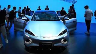 Auto Execs Discuss EU-China Competition in EV Market
