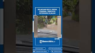 Bikin Ngakak! Kelakuan Bocil Dikira Pingsan, Ternyata Ketiduran di Tengah Jalan