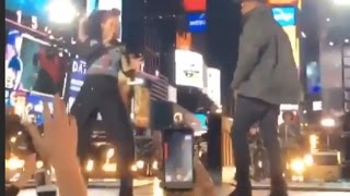Alicia Keys Perform In Times Square With Jay Z & Nas