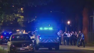 Off-duty Chicago police officer shot on city’s Near West Side