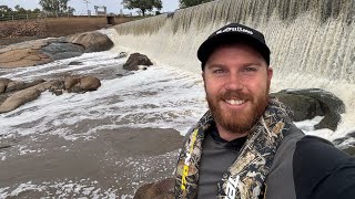 Kayaking The Lachlan River using the Pryml HD330 inflatable.