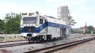 งานอัดหิน รถไฟทางคู่ย่านสถานีบ้านโป่ง ballast tamping