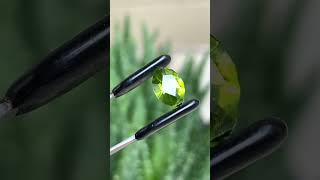 21905-peridot-arizona-1.58-ct-marquise-ravenstein