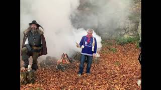 Das Narrenspiel der Rattlinger diesmal einsam in der Burg Rosenegg