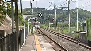 JR奈良線　221系みやこ路快速　山城多賀駅　通過シーン