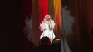 Kesha “hunt you down \u0026 timber” live NYC 2017