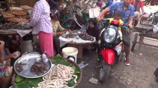 Myanmar 2016: Market in Mandalay 2/2 ミャンマー；マンダレーの市場2/2