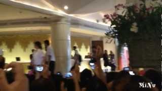 [Fancam]121124 UKnow Yunho @ Dusit Thani Hotel