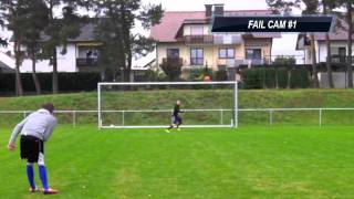 How to own a goalkeeper with a ball: Knuckleshot - TrickshowSU