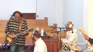 The Listening Prisoners Acts 16:25-27