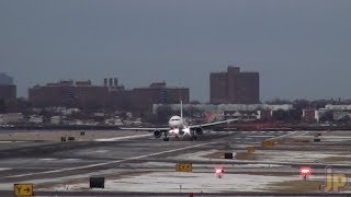 Crosswind at La Guardia