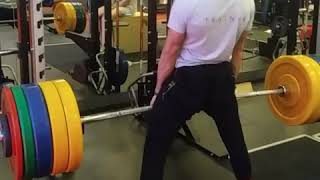 160kg (352lbs) deadlift @59kg (130lbs) bodyweight