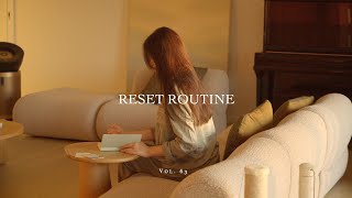 Weekend Reset Routine | Self-care habits to soothe a tired mind 🧹🧖🏻‍♀️ | cleaning and home spa