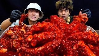 【激辛】5kg『巨大タコ』を真っ赤に染めて食ったら腹壊したww【モッパン】