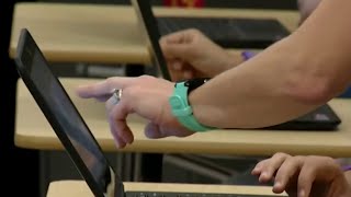 ‘Just not enough substitutes available:’ School districts struggle to fill vacant classrooms
