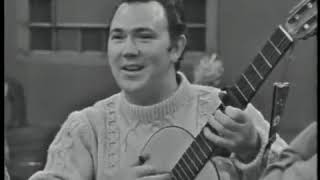 The Little Beggarman - The Clancy Brothers & Tommy Makem 1965
