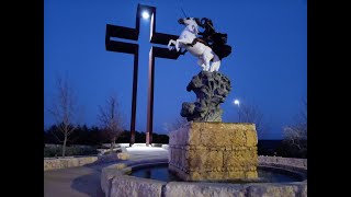 We Visit This HUGE Cross in Kerrville, Texas!!!