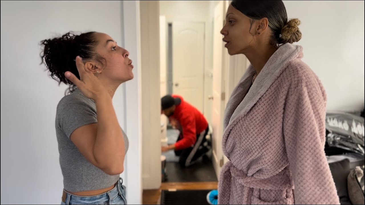 Roommates Ep 1 Youtube