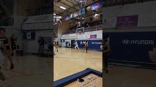 Anne Simon to the hole for two points in a Maine win over UMBC #youtubeshorts #basketball #NCAA