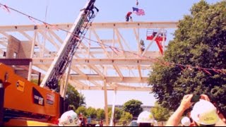 Topping off the Taubman Complex