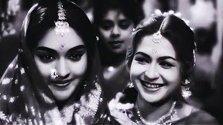 Classic B&W Song Of Vyjayanthimala & Helen | Ek Naye Mehman | Lata Mangeshkar | Zindagi (1964)