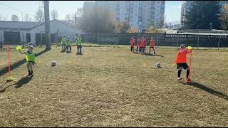 Чемпионами не рождаются, ими становятся! Старшая группа Академии футбола  Апшева и их разминка