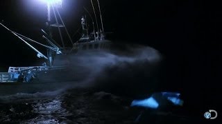 Get Down | Deadliest Catch: Epic Waves