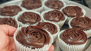 Cupcake (Mini bolo) Receita fácil para iniciantes! Venda todos os dias!