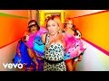 Madonna - Bitch I'm Madonna ft. Nicki Minaj