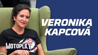 79. Motoplky: s cestovatelkou Veronikou Kapcovou nejen o smradlavém motorkáři♥