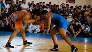 Satyvart vs Mausam Khatree- Top wrestlers of India grapples