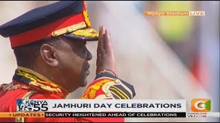 President Kenyatta shows up for Jamhuri Day in full army service dress uniform