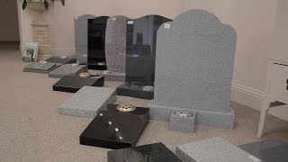 How to plan a funeral service