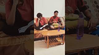 తినడానికి సిగ్గుపడదు అమ్మ మా వాడి లాగా🤣🤣##shorts#funny