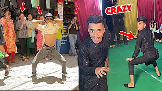 Crazy Dance In Road🤪||Sharma gye sub loog🤣||Shirt Less🎽Dance🤣❤️||Shadi mai Ye kya dikha diya mene😅❤️