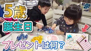 5歳女の子の誕生日 プレゼントは何もらったのかな？【トリリンガル】/ 5th birthday vlog