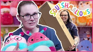 LARGEST parcel EVER... full of 💘 Valentine's Day 😍 SQUISHMALLOWS!!!