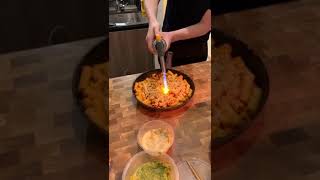 Guy Heating Pasta With Blowtorch Accidentally Forms Cloud of Fire - 1160506