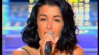 11 06 2005 - Jenifer - Podium - "Au Soleil"