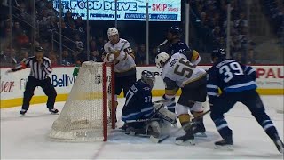 Hockey Central at Noon: The referees completely missed Neal’s slash on Hellebuyck