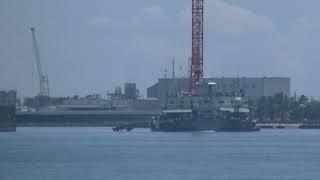 7月17日　クレーン船と杭現場（Crane vessel and pile site）